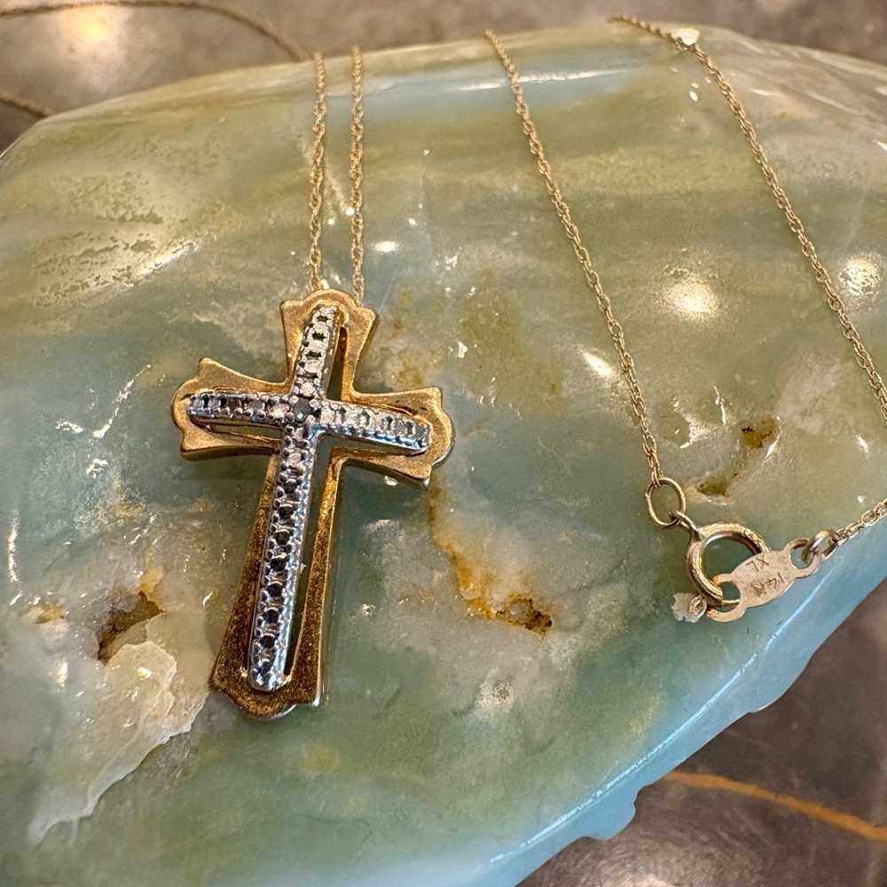 GORGEOUS 14k Gold Chain (stamped) & Diamond 18k GF Cross Pendant Necklace